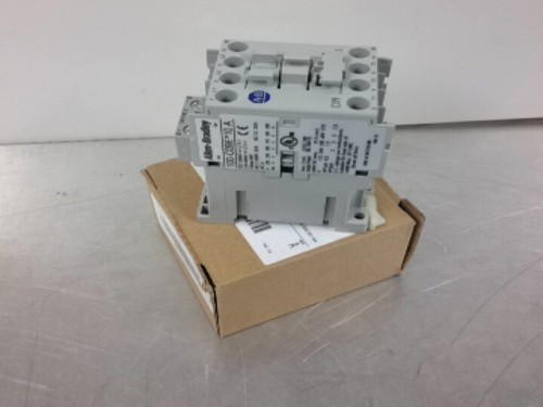 5 available at MostElectric: 100-C09EJ10 100C09EJ10  NEW - Afbeelding 5 van 5