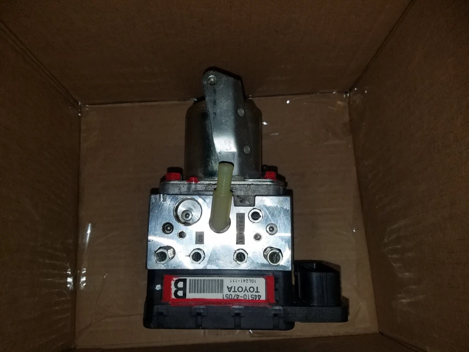 Toyota Prius 2004 a 2009 conjunto de actuador bomba de freno ABS antibloqueo 44510-47051 Foto 4 de 4