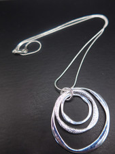 Silver Three Circle Pendant Necklace Stamped 925