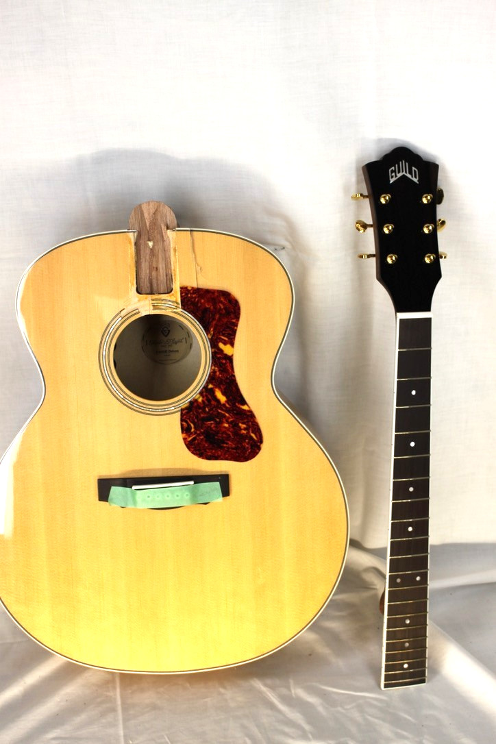 Damaged ** Guild F-250E Deluxe Westerly Jumbo Acoustic-Electric Guitar  #R6320