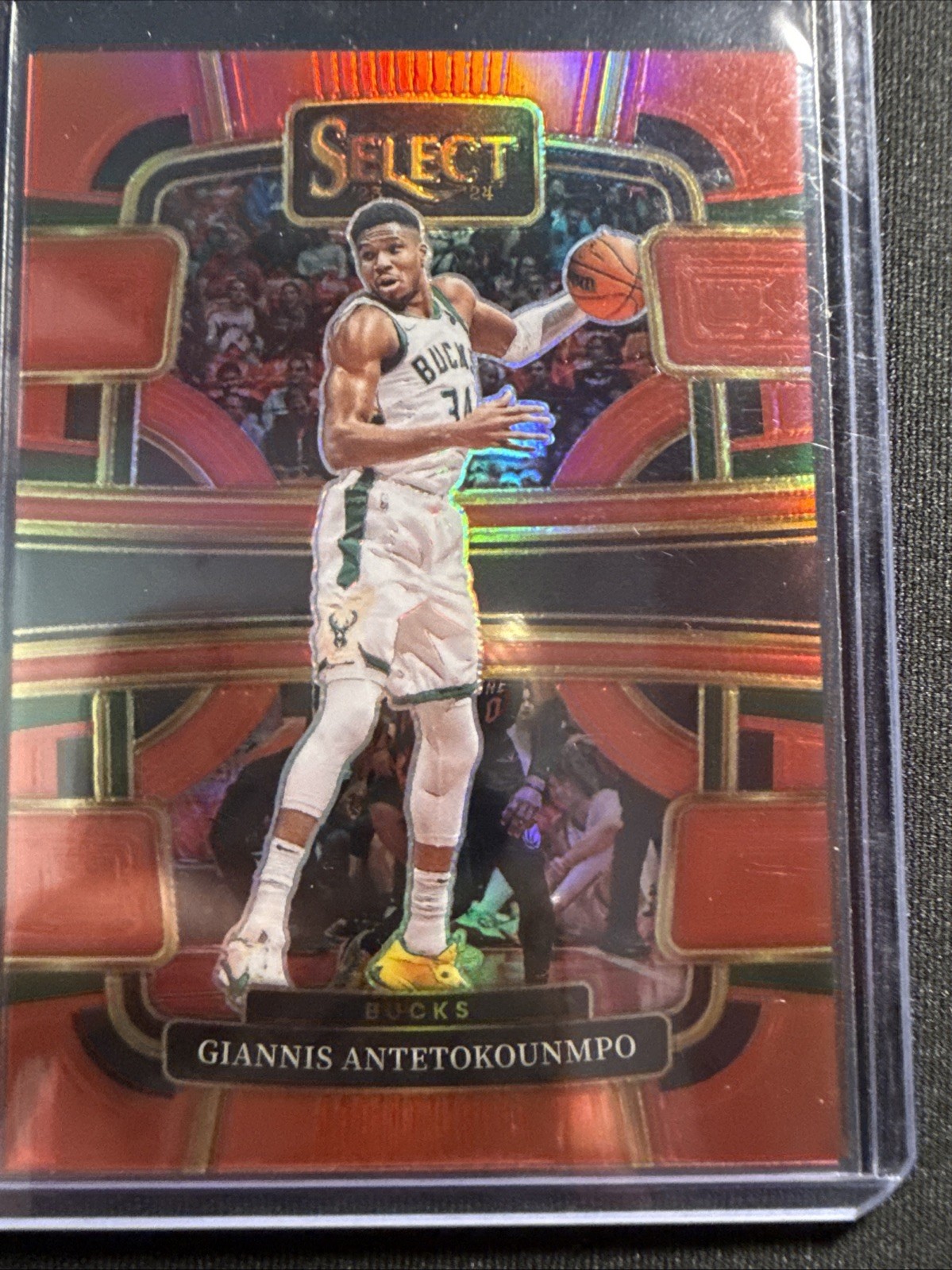 2023-24 Panini Select #60 Giannis Antetokounmpo Red Prizms #/199