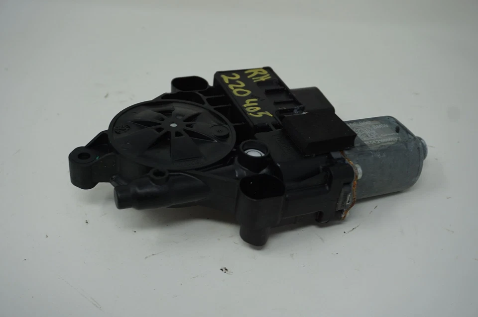 Motor regulador ventana puerta pasajero derecho OEM 9466690 Toyota Supra 2020-21 Foto 3 de 4