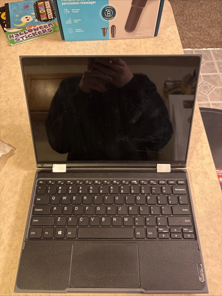 Lenovo Windows 10 Laptop 4gb of Ram Touch Screen Intel Core - Image 3 of 3