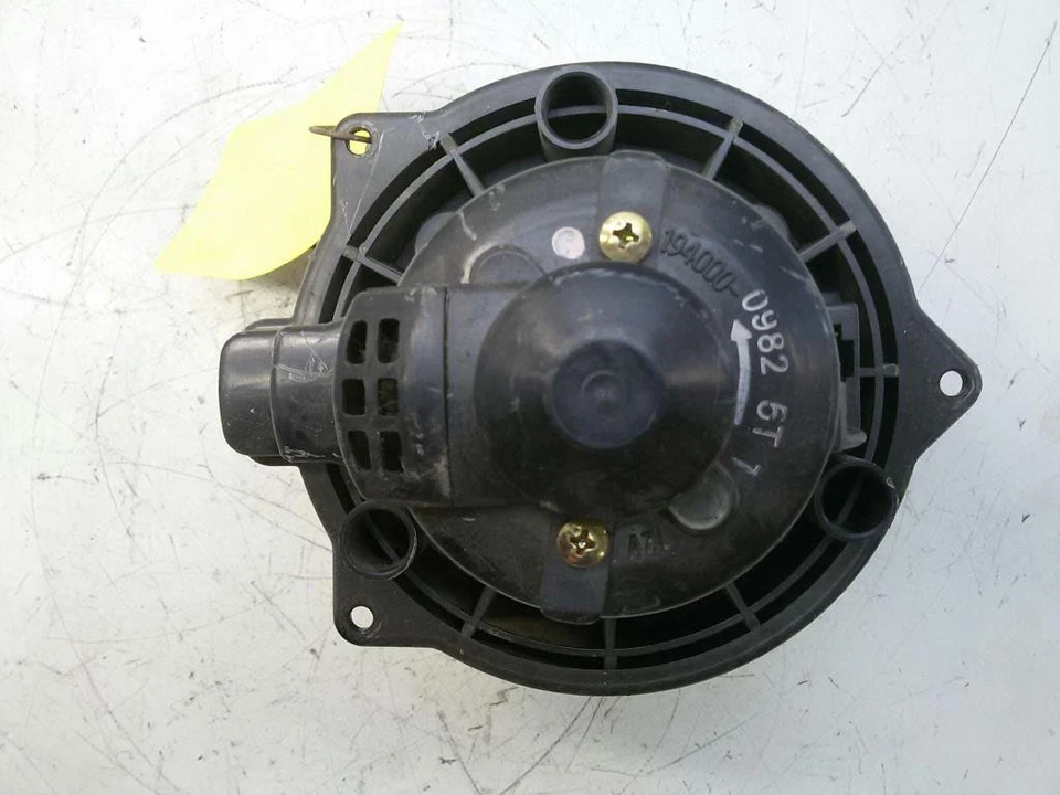 Daihatsu Sirion M1 Gebläsemotor 19400009825T DENSO Heizung Klima BJ1998 - Bild 2 von 3