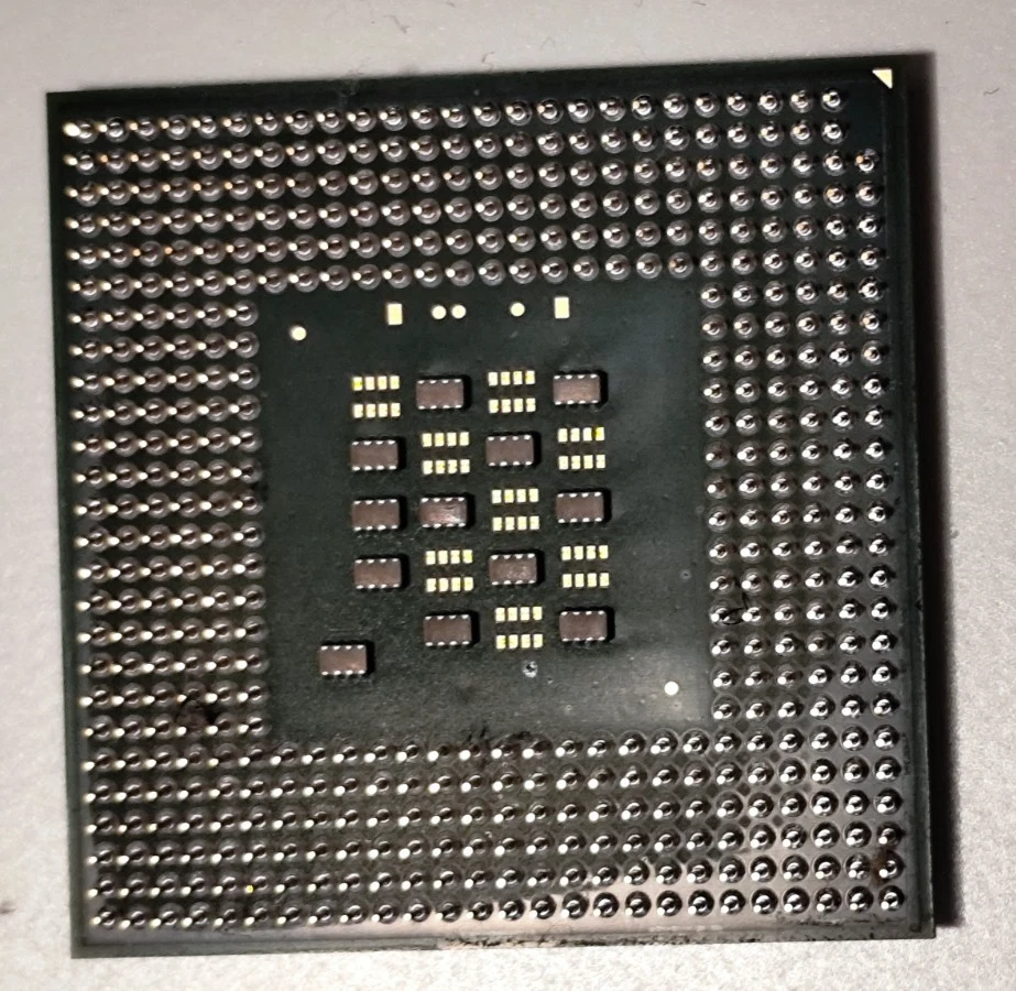 Cpu Intel Pentium 4 3.0GHz 512 800 SL6WK - Immagine 2 di 4