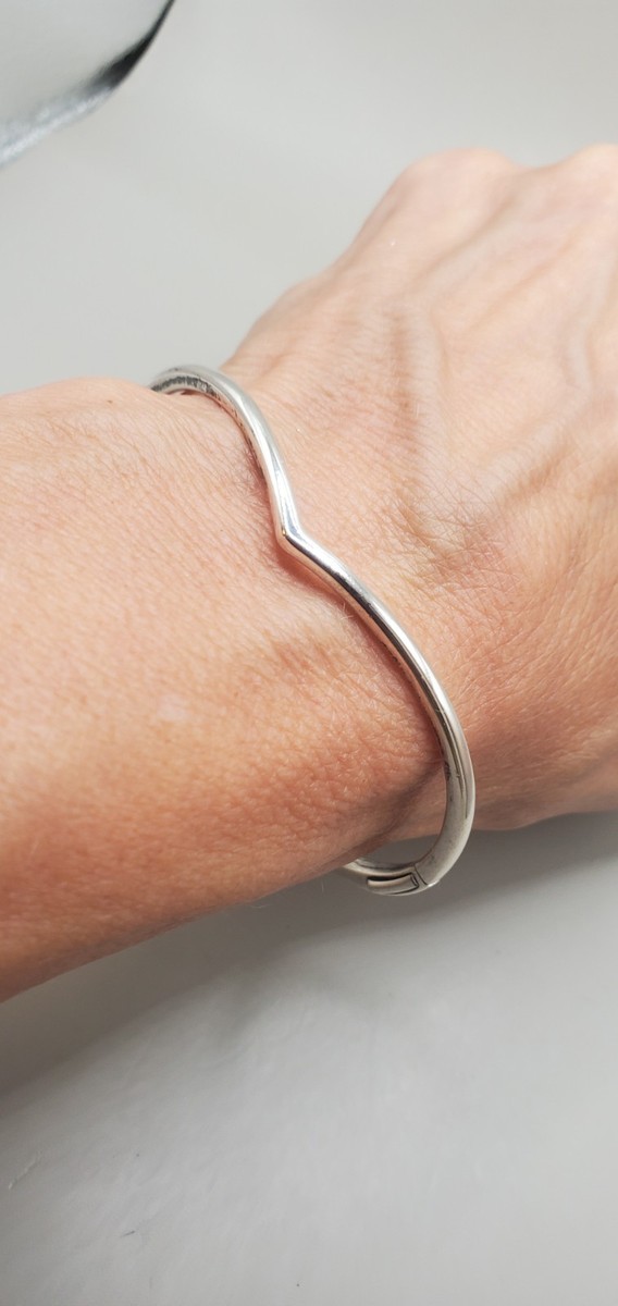 Authentic PANDORA signed B1 S 925 ALE Sterling Wishbone Hinged