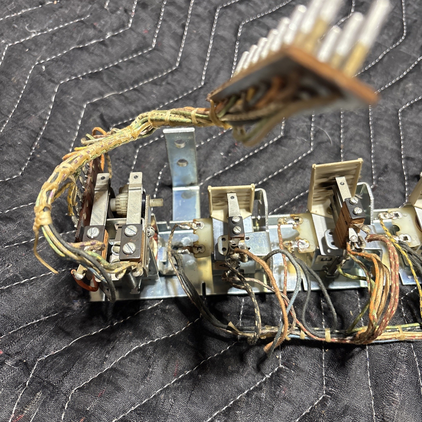 Gottlieb  1972 King Kool Playfield Bank Lot A-489(1) ,A-9740(1) 1A-9735(3)Coils