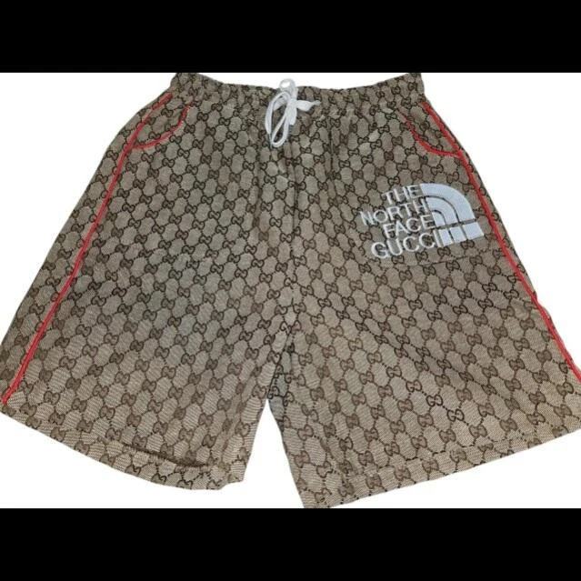 PANTALONES CORTOS NORTHFACE GUCCI Foto 3 de 4