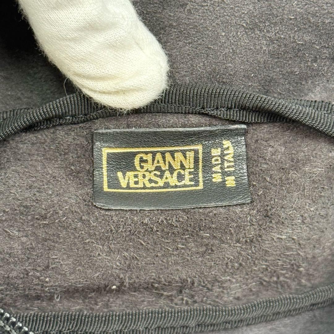 Versace Medusa Black Leather Waist Bag Authentic Excellent Condition thumbnail 10