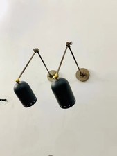 Coppia di lampade da parete regolabili Stilnovo metà secolo in ottone nero it...