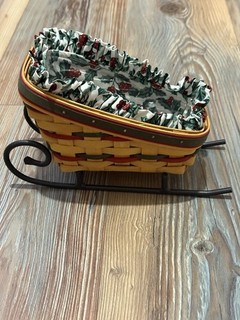 1999 Longaberger Med. Sleigh Basket with Liner w/ Iron Stand 9.5”