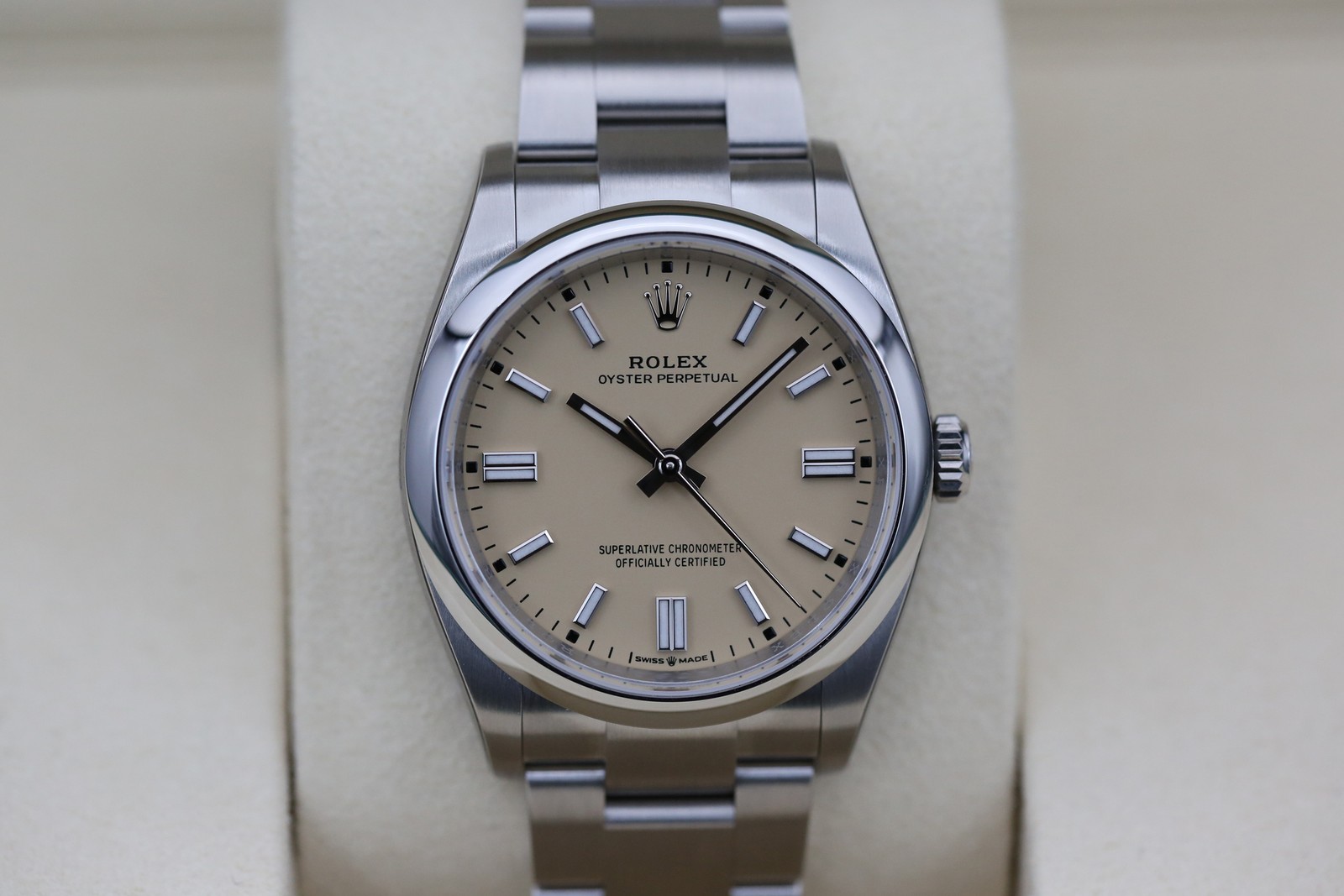 Rolex Oyster Perpetual 36mm 126000 Beige Dial 2025 Model