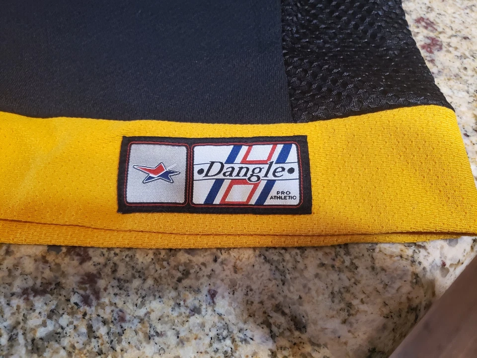 CALGARY FLAMES Jersey #3 Horse Blasty Alternate Black Third - Dangle - SZ S/M - Image 4 of 4