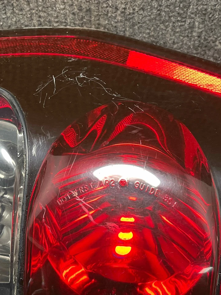 Fits 2002-2009 Chevrolet Trailblazer Left Taillight Assembly OEM:15131578 Foto 4 de 4