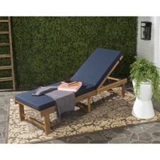 SAFAVIEH Outdoor Collection Inglewood Chaise Lounge Chair | Natural/Navy |