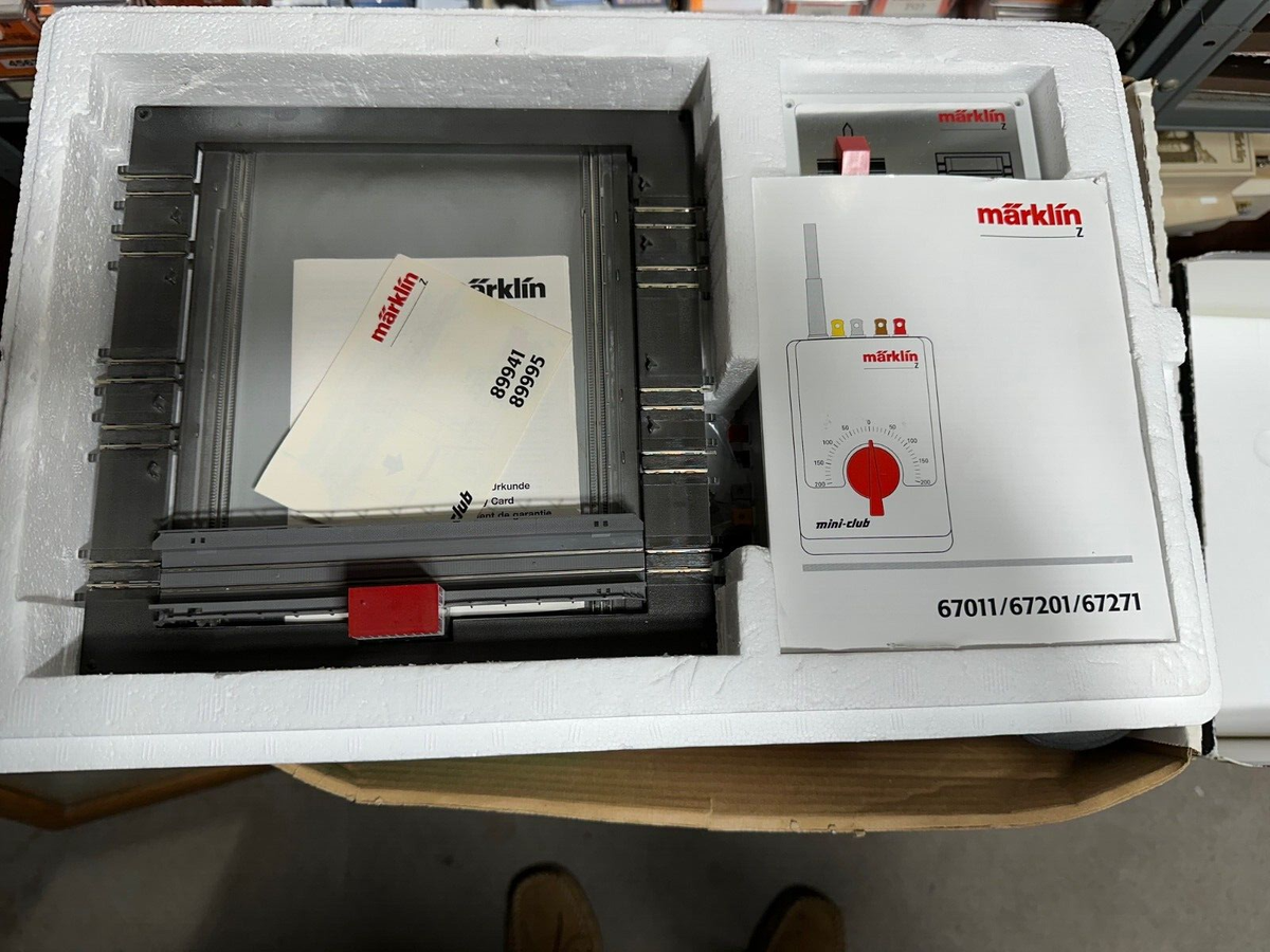 Marklin 89941 Z Transfer Table with Controller& Transformer. org