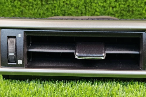 Lexus GS350 GS450H 2013-2015 interior center dash air vent clock Oem Used - Picture 16 of 17