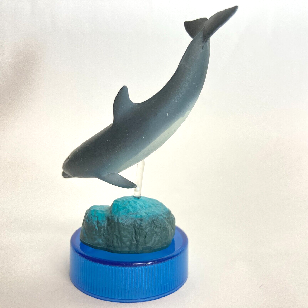 小物 Dolphinsohp Capsule Aquarium Bottle Cap Mini Figure Bottlenose Dolphin