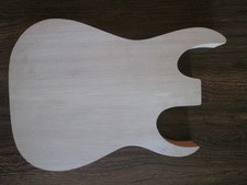 E-Gitarren Korpus Body RG/JEM-Form red alder/...