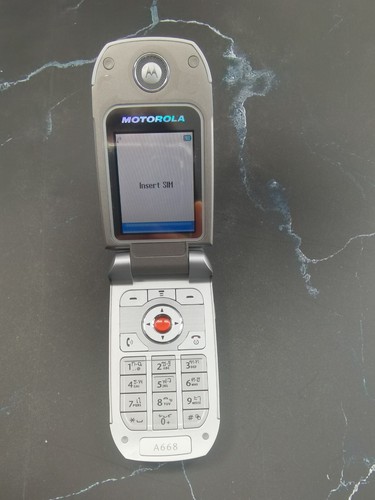 Brand New Motorola A668 2G Foldable Flip Unlocked Phone Silver Perfect!! - Picture 2 of 7