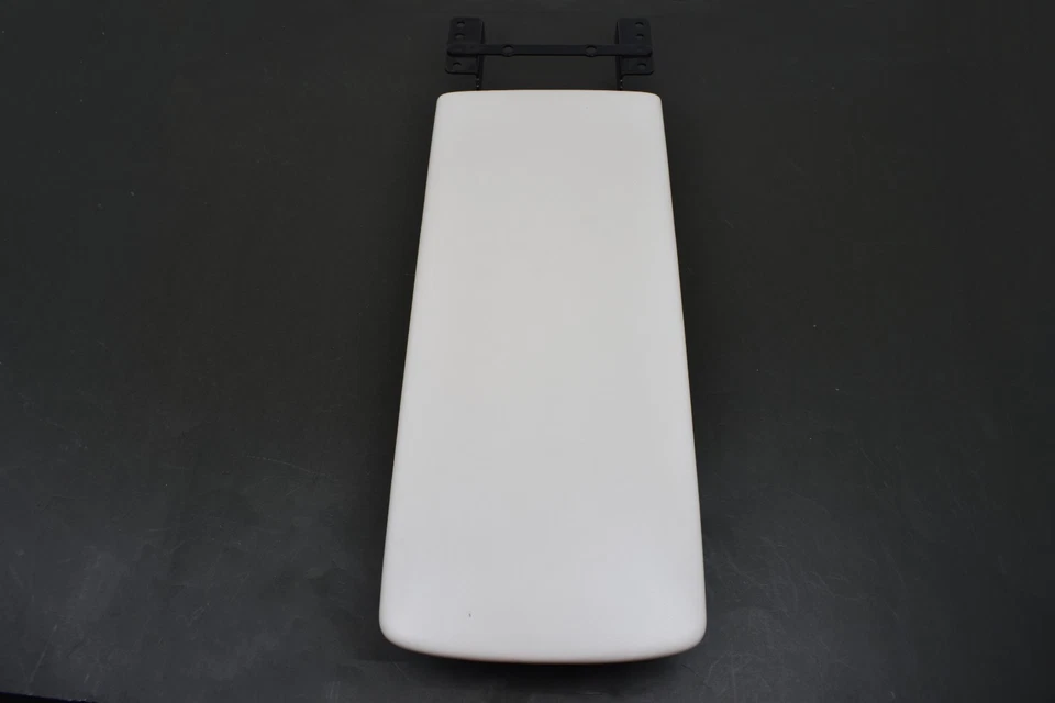 Toyota Mirai 2016-2020 consola central cuero blanco reposabrazos trasero tapa cubierta OEM Foto 2 de 4