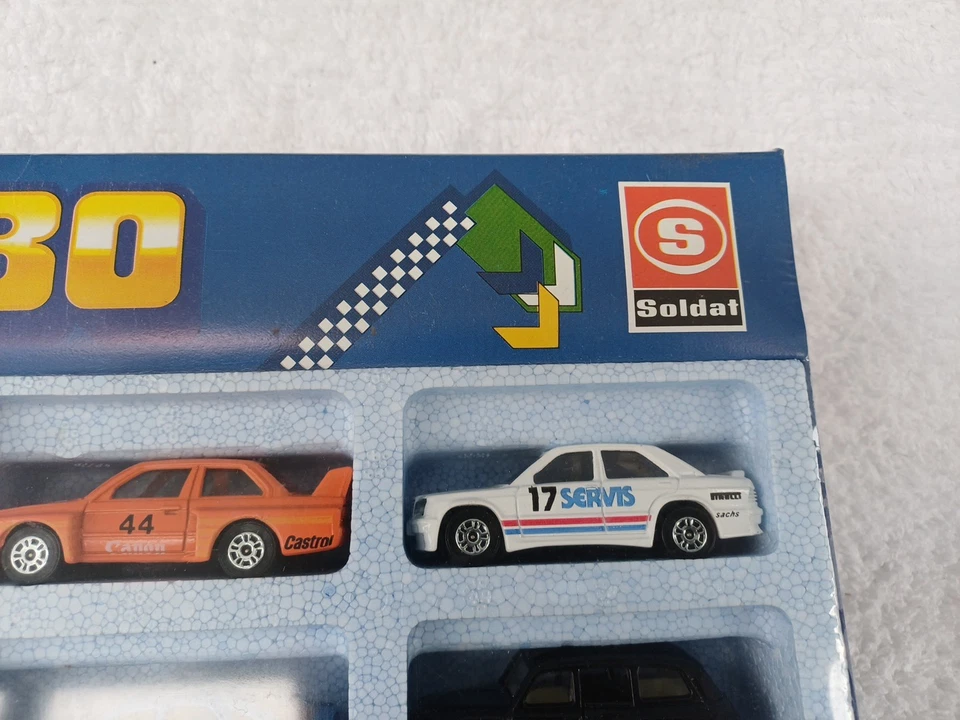 CORGI SOLDAT Corgi Juniors Jumbo Set Tin Branded CORGI Soldat Factory Sealed - Image 3 of 4