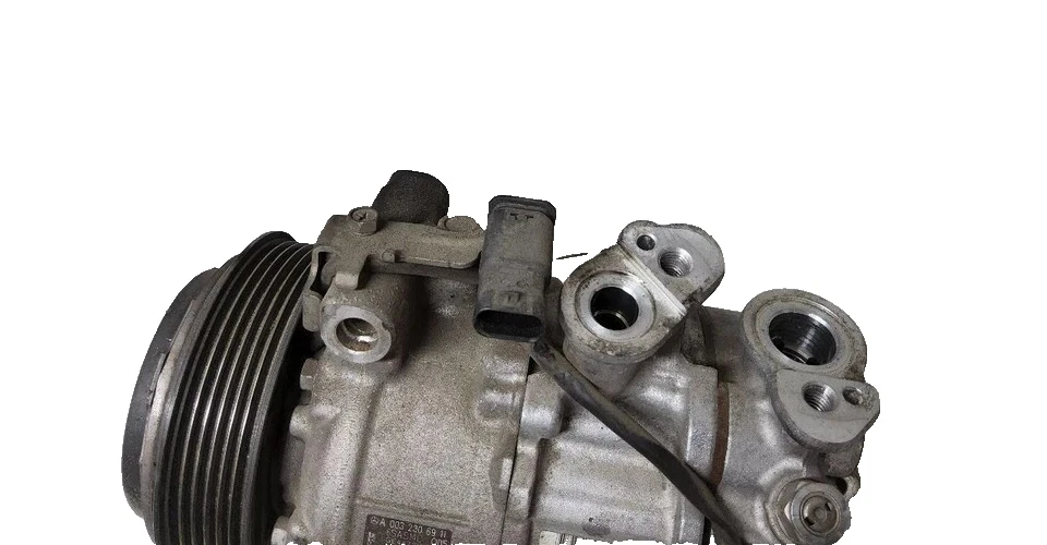 Mercedes-Benz C300 2015-2017 cupé compresor de aire acondicionado original (tipo W205) Foto 3 de 4