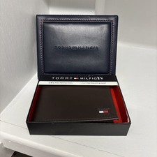 Tommy Hilfiger Men's Leather Bifold Brown RFID Protection Wallet  Valet NIB