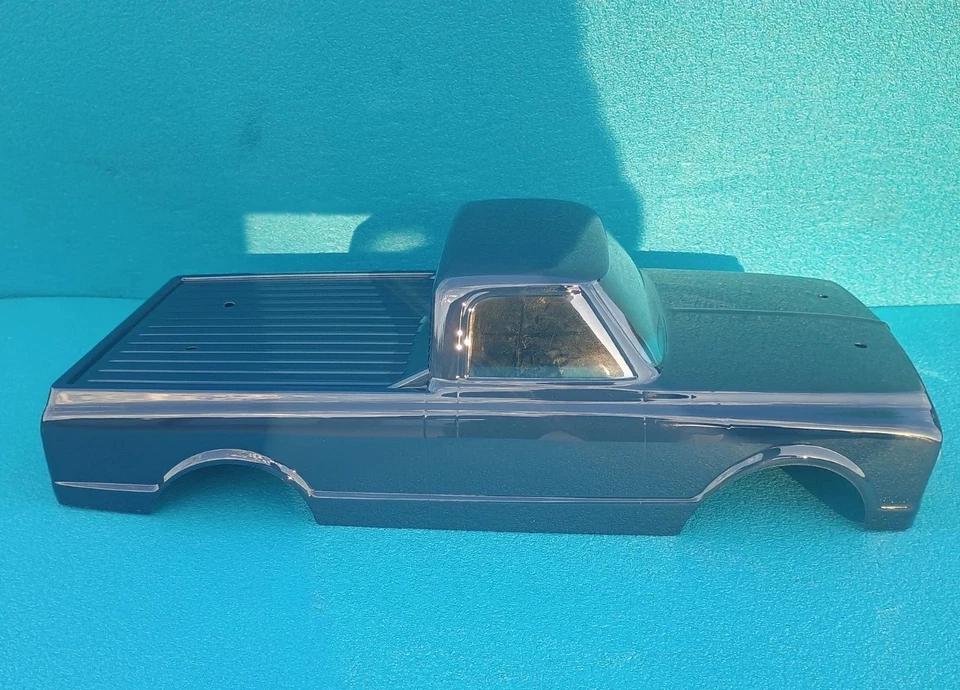 Vaterra 1972 Chevy C10 Pickup Body V100 VTR230059-Navy Blue with Light Kit - Image 2 of 4