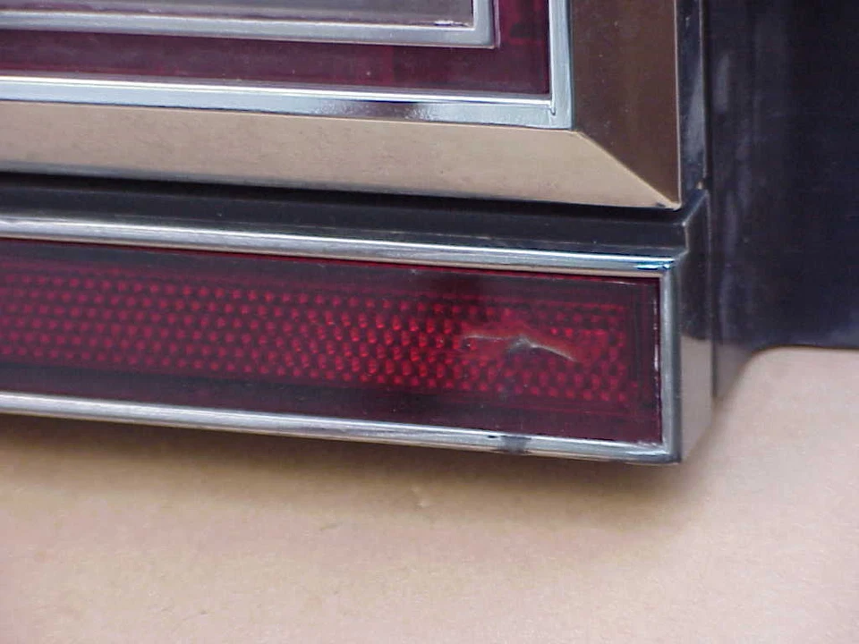 Faro trasero izquierdo Dodge 400 1982 82 1983 83 bonito usado Foto 4 de 4