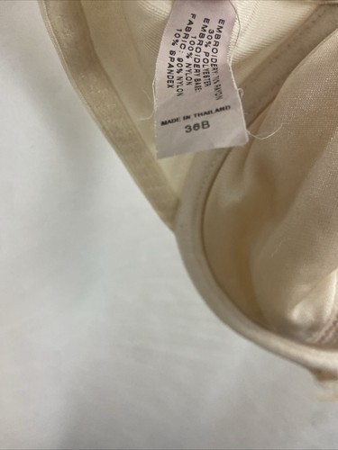 Victoria’s Secret Nude Biege Padded Front Closure 36B Bra - Picture 8 of 11
