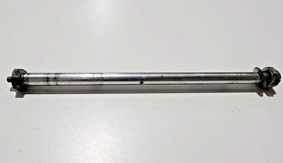 Parafuso pivô braço oscilante 1970-1974 CB450 CB 450 CL450 CL CB500T - Imagem 2 de 4