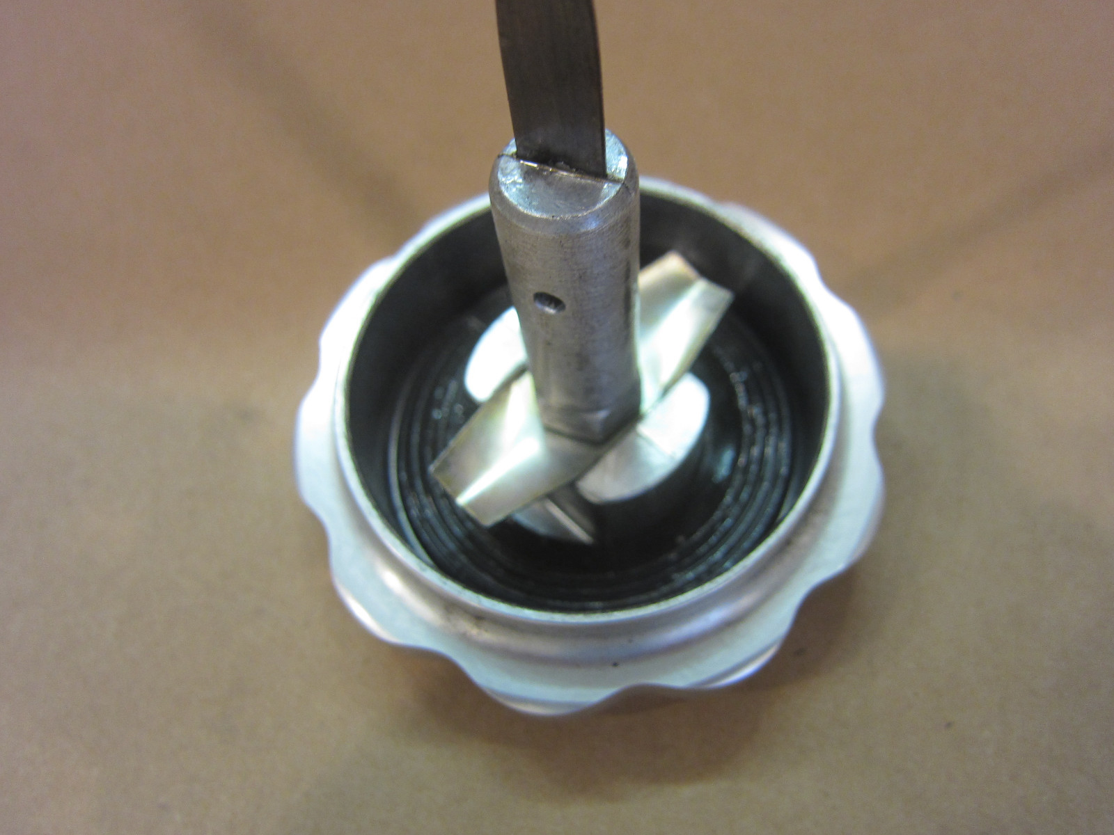 Ferrari 430 - Filler Cap / Oil Tank Cap  / Dipstick - Part # 254573