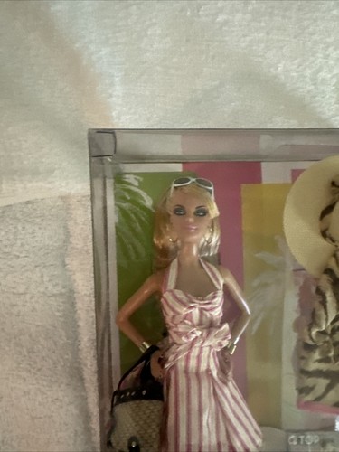 Top Model Resort Barbie Doll 2007 Mattel M5801 NIB - Picture 4 of 24
