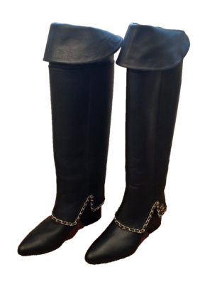 靴 CHANEL Interlocking CC Leather Boots 38 CHANEL Calfskin Over the Knee Chain Detail Black CC Interlocking