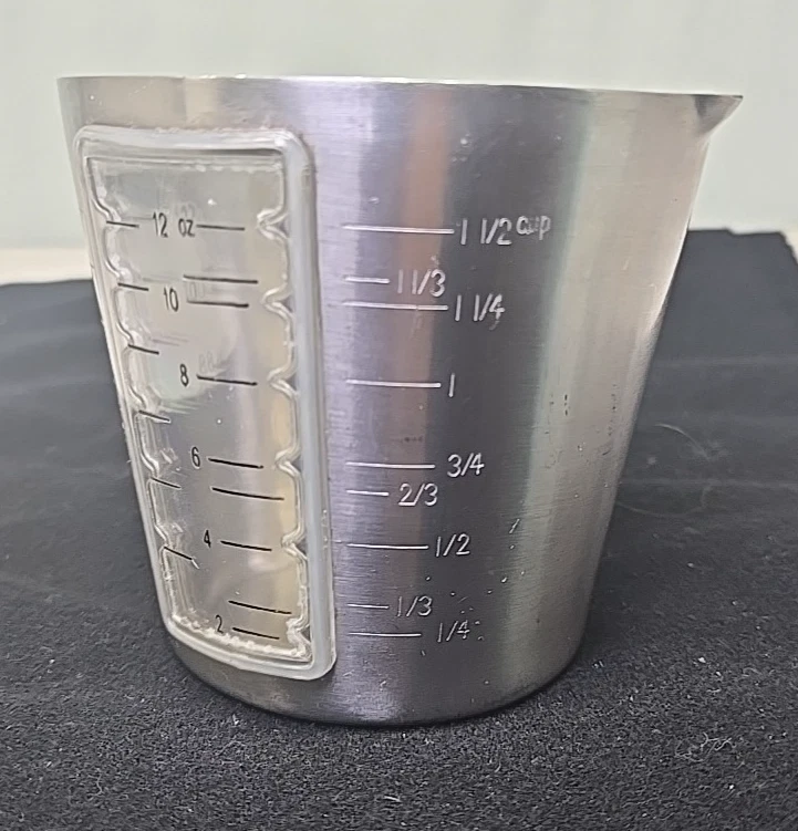Amco 18/8 Stainless Steel Measuring Cup With Window 2 Cups Double Spout 8310 VTG