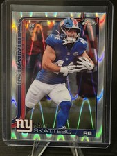 2025 Topps Chrome Rookie Cam Skattebo Raywave Refractor #331 New York Giants