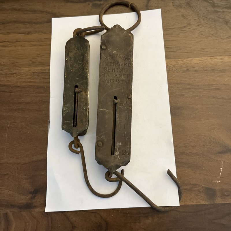 VTG 2 HANGING HOOK SCALES 25 lb B&W CO. /24 lb FOSTERS IMPROVED SPRING BALANCE