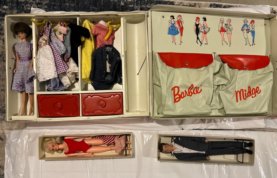 AnnoncePoupées Barbie et accessoires Mattel lots AnnoncePoupées Barbie et accessoires Mattel lots