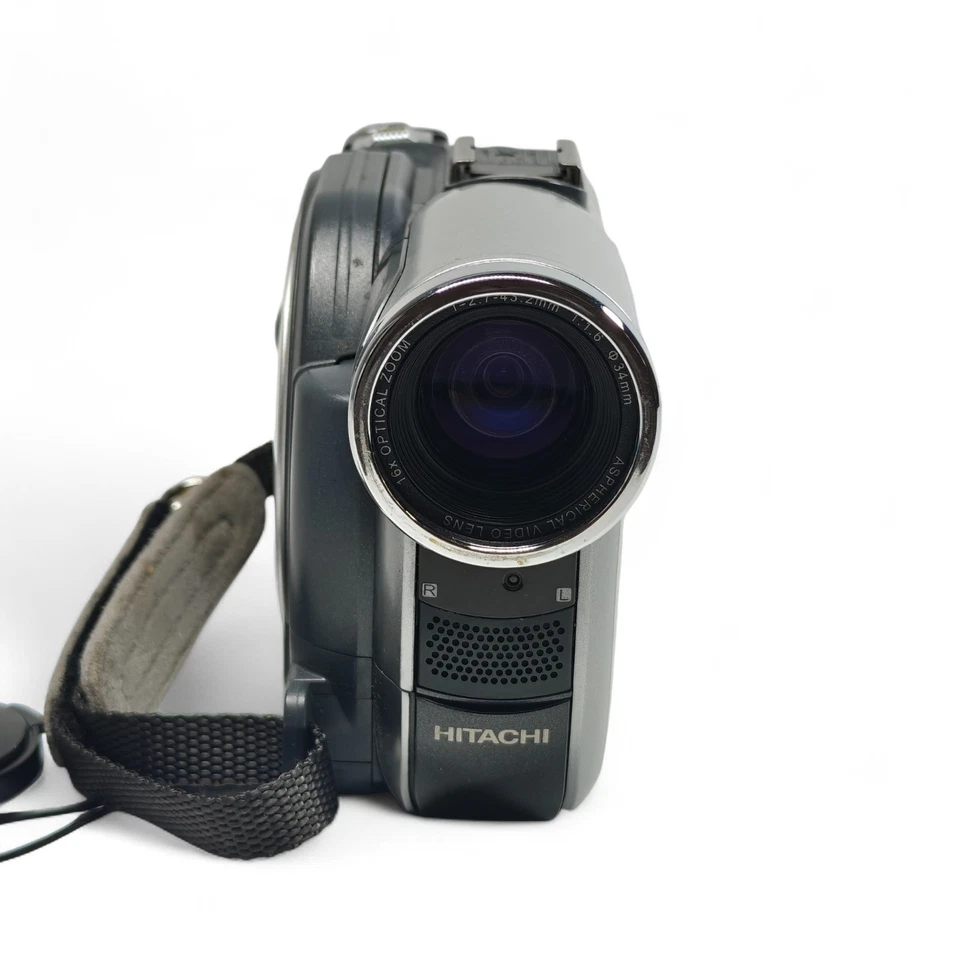 Hitachi DZ-MV2000E Camcorder DVD-RAM/R 16x Zoom Video Camera Bundle - Image 4 of 4