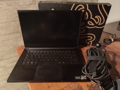*Defekt* Razer Blade 14 2022 Ryzen 9 6900H RTX 3070Ti RZ09-0427NGA3