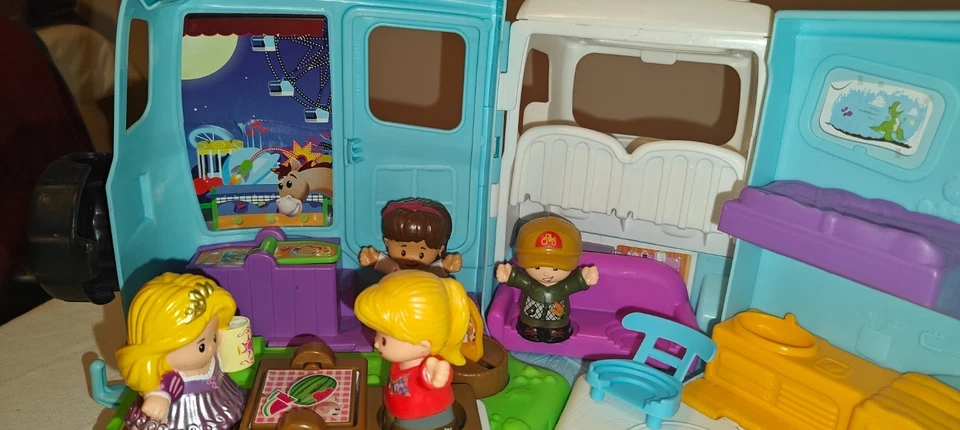 Fisher Price Little People Toy Story Country RV Camper - 4 Figures Farmer, Mia.. - Image 4 of 4