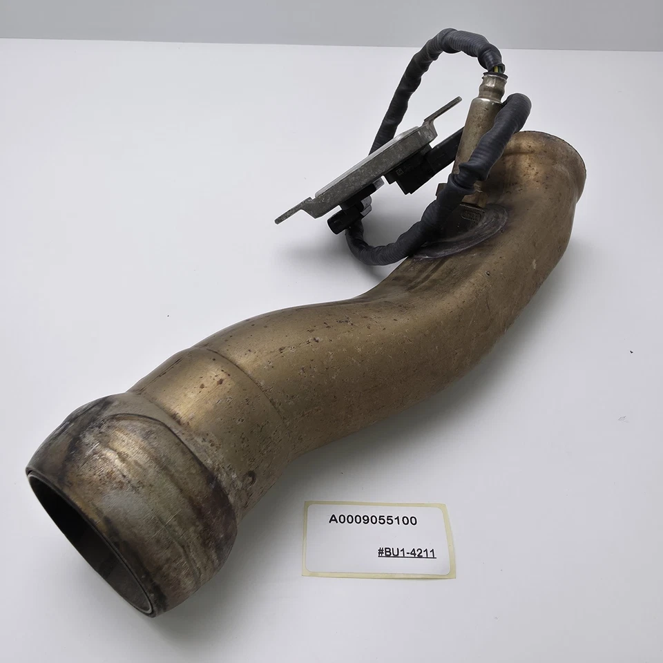 Sensor de óxido de nitrógeno NOx Mercedes-Benz Sprinter 3500 2009-2017 A0009055100 Foto 3 de 4