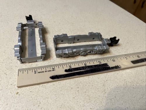 2 American Flyer Gilbert S Gauge 6 Wheel Diesel Silver Truck Frames W Couplers - Afbeelding 20 van 24