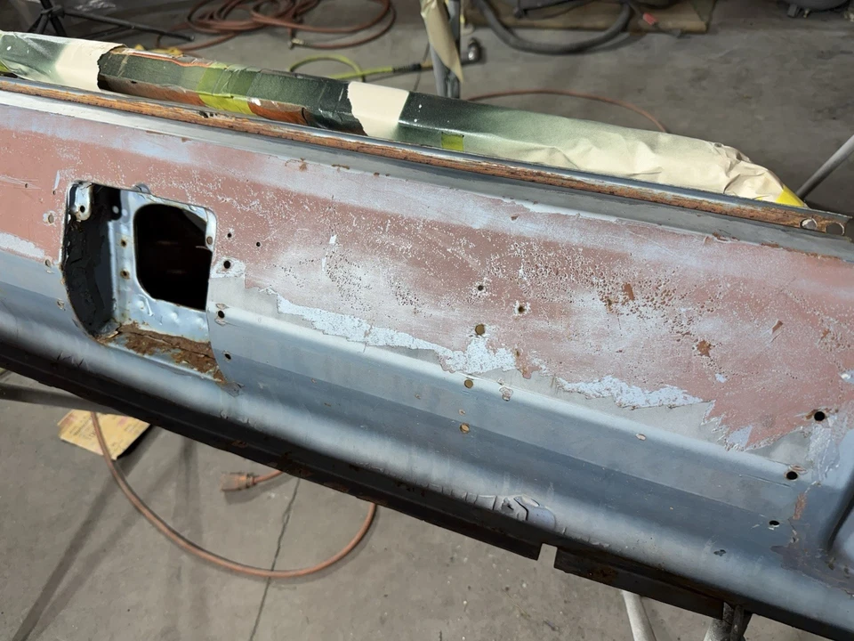 Ford Fairlane Sports 1965 cupé HT panel de luz trasera sólido entre cuartos Foto 4 de 4