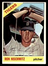 1966 Topps Baseball #38 Ron Nischwitz Signed Autograph (no COA)