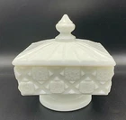 Vintage Westmoreland Milk Glass Old Quilt Square Candy Honey Dish With Lid