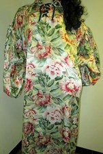 PLUS SIZE SATIN   Special Cut  Yellow Floral  1940  s  Satin Ballooon Shirt Gown
