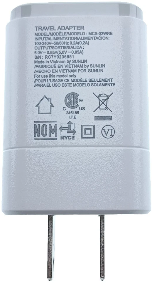 Настенное зарядное устройство LG от оригинального производителя белое MCS-02WRE (5,0 В–0,85 А) + 2 USB-кабеля (тип C и микро B) - Изображение 2 из 4