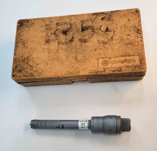 MITUTOYO PRECISION BORE MICROMETER  1 DIV .0002"